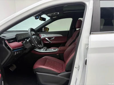 2023 Jetour X70 PLUS 1.6T DCT Champion PLUS 7-seater, фото 4, лот 10428406