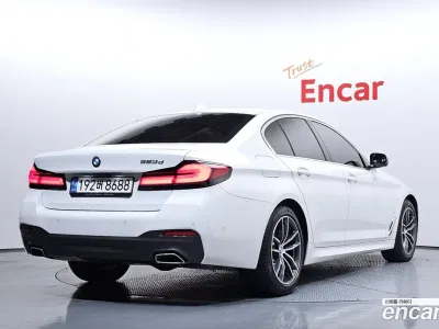 2022 BMW 5-Series 523d M Sport, фото 1, лот 10056106