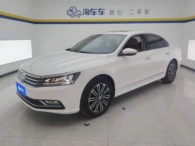 2017 Volkswagen Passat 330TSI DSG Luxury, фото 1, лот 10399031
