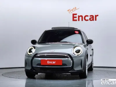 2022 Mini Cooper 5-Door Classic Plus, фото 2, лот 10100566