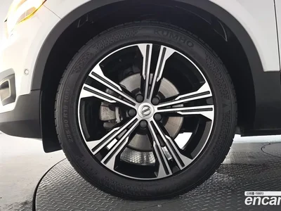 2021 Volvo XC40 B4 Inscription, фото 4, лот 10126125