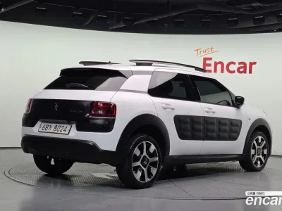 2017 Citroen-DS C4 CACTUS 1.6 BlueHDi Shine, фото 2, лот 10119767