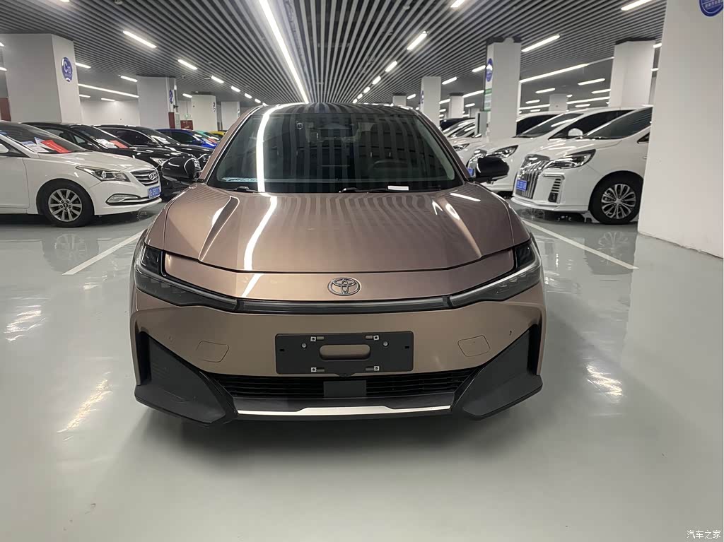 2023 Toyota bZ3 616km Long Range PRO, фото 2, лот 11089232
