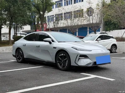 2024 Geely Galaxy Galaxy E8 Model 550km RWD Soaring Dragon Edition, фото 3, лот 10890297