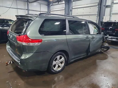 2014 TOYOTA SIENNA LE, фото 3, лот 10492799