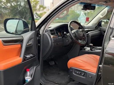 2019 Lexus LX 570 Dynamic Luxury Edition, фото 4, лот 10318047