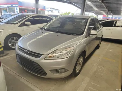 2013 Ford Focus Sedan Classic 1.8L Automatic Base, фото 2, лот 10283180