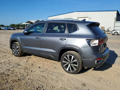 2024 VOLKSWAGEN TAOS SE, фото 2, лот 10676078