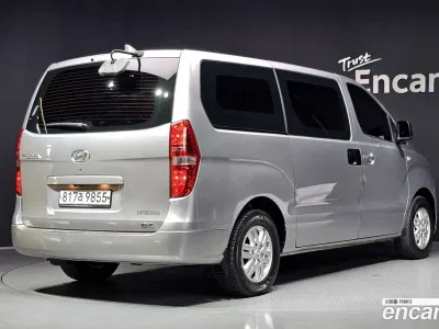 2019 Hyundai Starex Van 3-Seater LPi, фото 2, лот 10386922