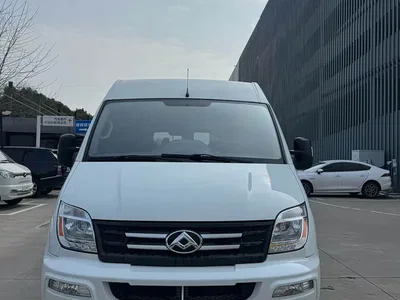 2021 SAIC Maxus Xintu V80 2.0T Manual Classic Aoyuntong Short Wheelbase Medium Roof 5/6-Seater, фото 2, лот 11148214