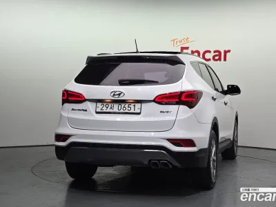 2017 Hyundai Santafe Diesel 2.0 2WD, фото 4, лот 10129023