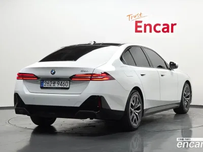 2026 BMW 5-Series 520i M Sport, фото 2, лот 10161594