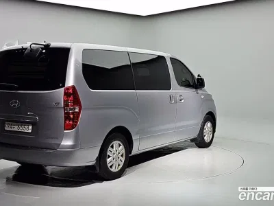 2021 Hyundai Starex Van 3-Seater, фото 2, лот 11186776