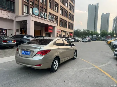2013 Hyundai Verna Sedan 1.4L Automatic Standard GL, фото 3, лот 10372228