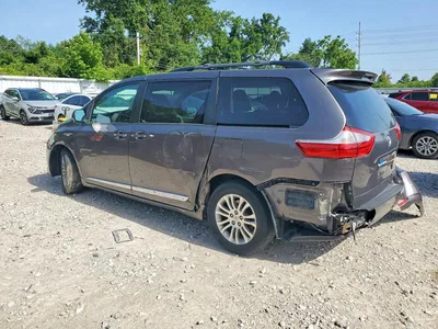 2017 TOYOTA SIENNA, фото 2, лот 10550976