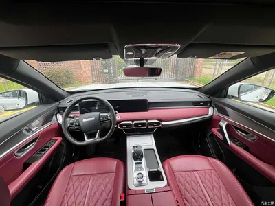 2024 Jetour X70 PLUS Champion Edition 1.5T DCT Champion PRO 7-seater, фото 4, лот 10431750