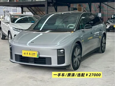2025 Li Auto i6 2WD Base Model, фото 1, лот 10765433
