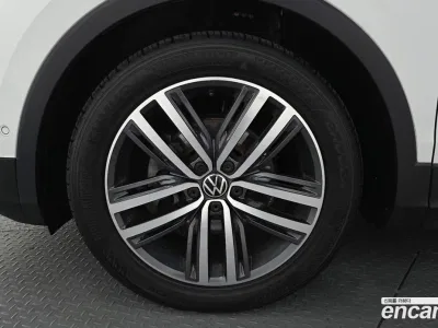 2022 Volkswagen Tiguan 2.0 TDI Prestige, фото 4, лот 10226272