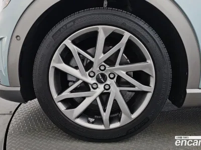 2022 Genesis GV60 Standard AWD, фото 4, лот 10230601
