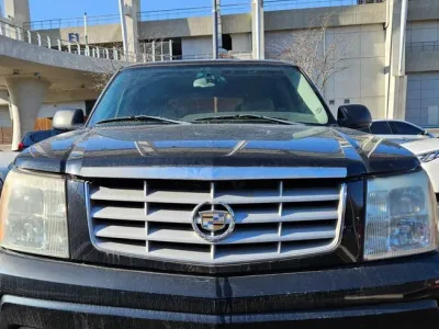 2004 Cadillac Escalade 6.0, фото 3, лот 10117885