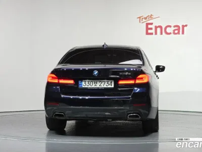 2022 BMW 5-Series 530e M Sport, фото 3, лот 10056090