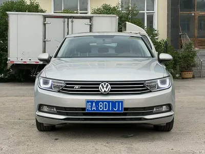 2017 Volkswagen Magotan 330TSI DSG Leading, фото 2, лот 10427390