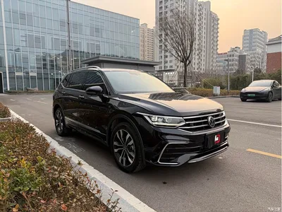 2025 Volkswagen Tiguan L 330TSI Automatic 2WD R-Line Dragon Glory Edition, фото 3, лот 10461776