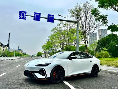 2025 Changan UNI-V 2.0T Sport Version, фото 1, лот 10251743