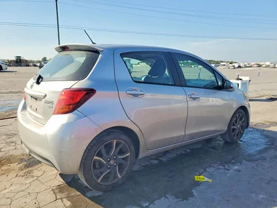 2016 TOYOTA YARIS 5-DOOR SE, фото 3, лот 10716546