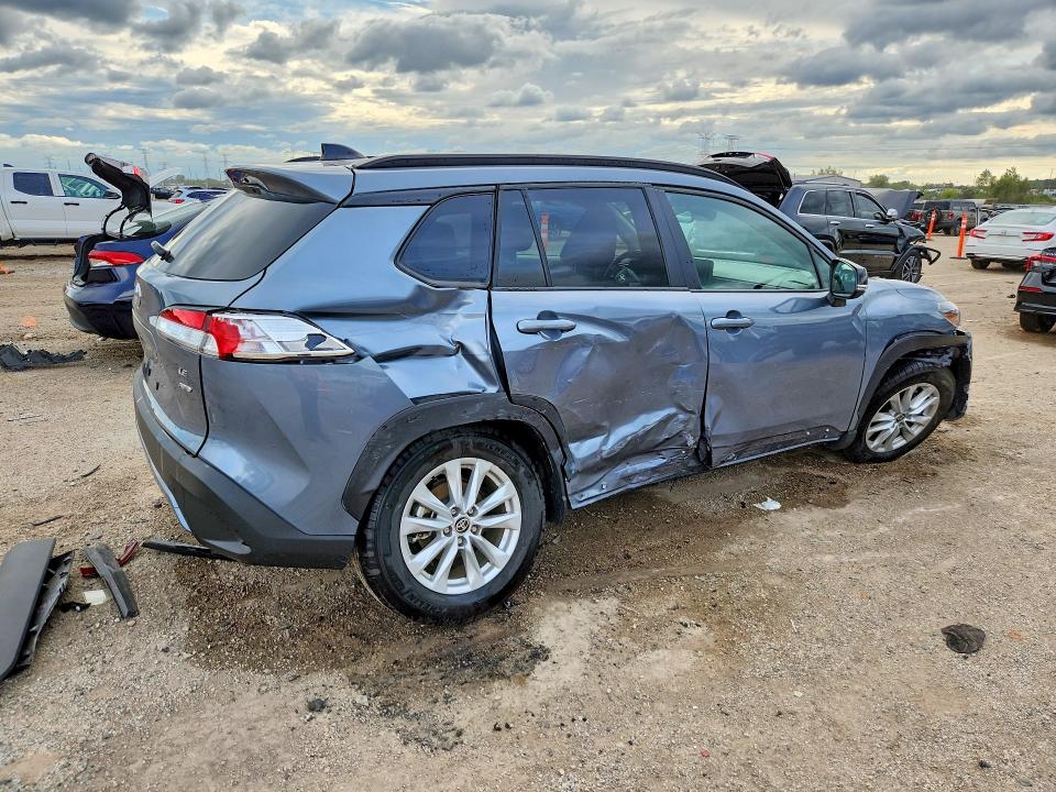 2025 TOYOTA COROLLA CROSS LE, фото 3, лот 11562251