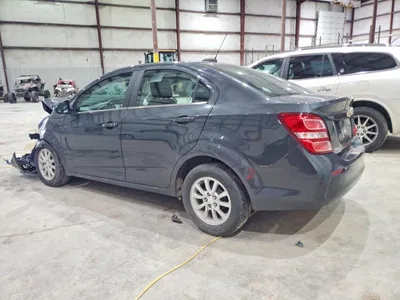 2020 CHEVROLET SONIC LT, фото 2, лот 10696381