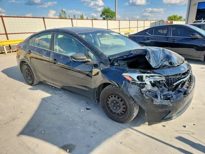 2017 KIA FORTE LX, фото 4, лот 10778618
