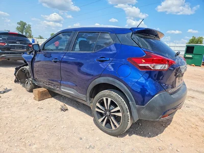 2019 NISSAN KICKS SR, фото 2, лот 10745266