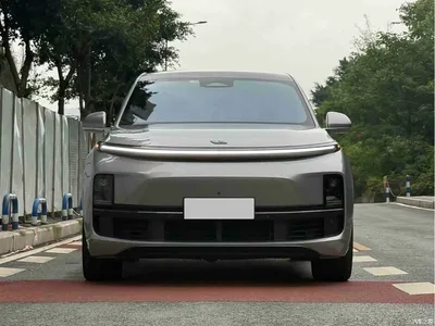 2023 Li Auto Li L8 Air, фото 2, лот 10825308