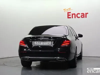 2017 Mercedes-Benz E-Class E300 4MATIC Avnatgarde, фото 4, лот 10163629