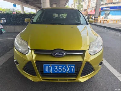 2012 Ford Focus Hatchback 1.6L Automatic Comfort, фото 2, лот 10293778