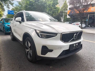 2024 Volvo XC40 B3 Smart Elite Luxury Edition, фото 2, лот 11193617