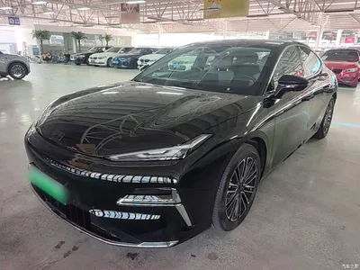 2025 Geely Galaxy Galaxy Xingyao 8 130km EM-i Premium Edition, фото 1, лот 10834503