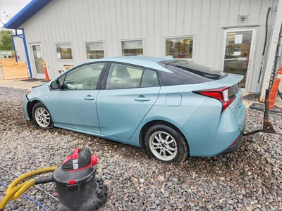 2019 TOYOTA PRIUS LE AWD-E, фото 2, лот 11129364