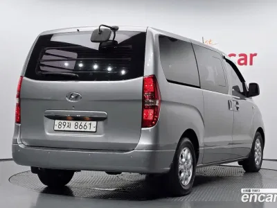 2016 Hyundai Starex 5-Seater VAN, фото 2, лот 10192419