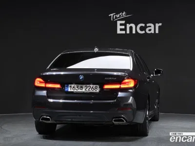 2023 BMW 5-Series 530e M Sport, фото 4, лот 10109365
