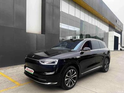 2026 AITO Wenjie AITO M7 Extended Range Max AWD 5-seater, фото 1, лот 10804093
