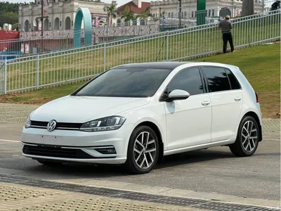 2020 Volkswagen Golf Beloved Edition 200TSI DSG Comfort Progressive, фото 1, лот 10451092