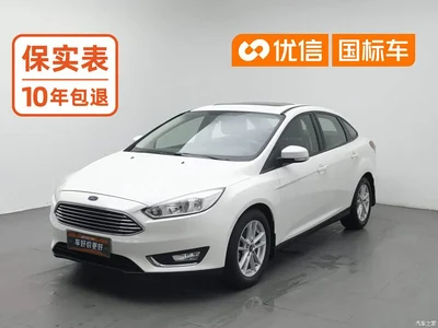 2017 Ford Focus Sedan EcoBoost 125 Automatic Super Fashion Smart Edition, фото 1, лот 11181557