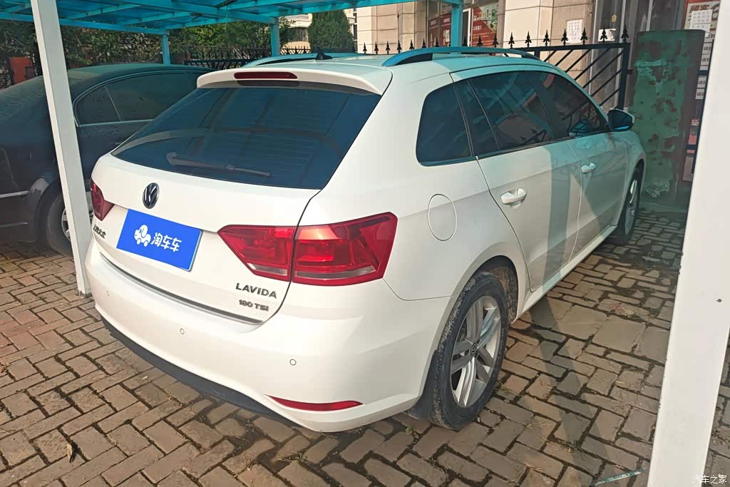 2017 Volkswagen Lavida Tour 180TSI DSG Comfort Edition, фото 3, лот 11215883