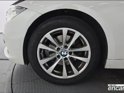 2018 BMW 3-Series 320d, фото 4, лот 10046685