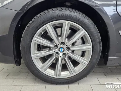 2020 BMW 5-Series 530e Luxury, фото 4, лот 10131662