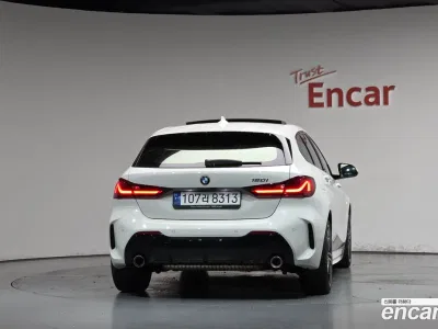 2023 BMW 1-Series 120i M Sports, фото 3, лот 10567380