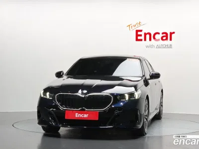 2025 BMW 5-Series 523d M Sport, фото 1, лот 10057838