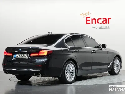 2021 BMW 5-Series 530e Luxury, фото 1, лот 10199825